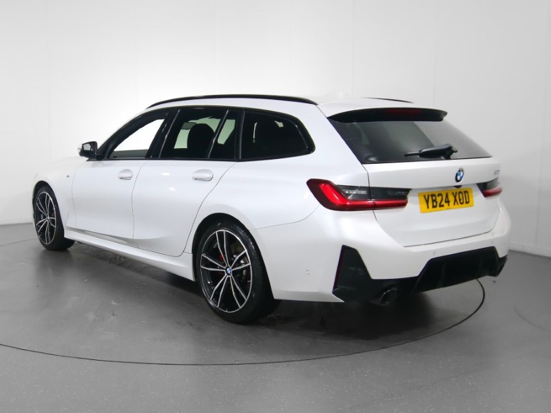 2024 (24) BMW 3 SERIES 320i M Sport 5dr Step Auto 3628644