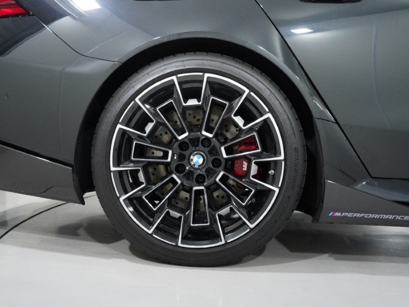 2024 (74) BMW M5 4dr DCT 4418398