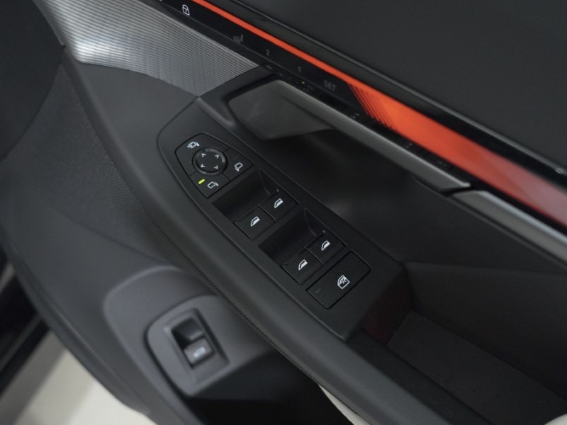 2025 (25) BMW I5 250kW eDrive40 M Sport Pro 84kWh 5dr Auto 4576201