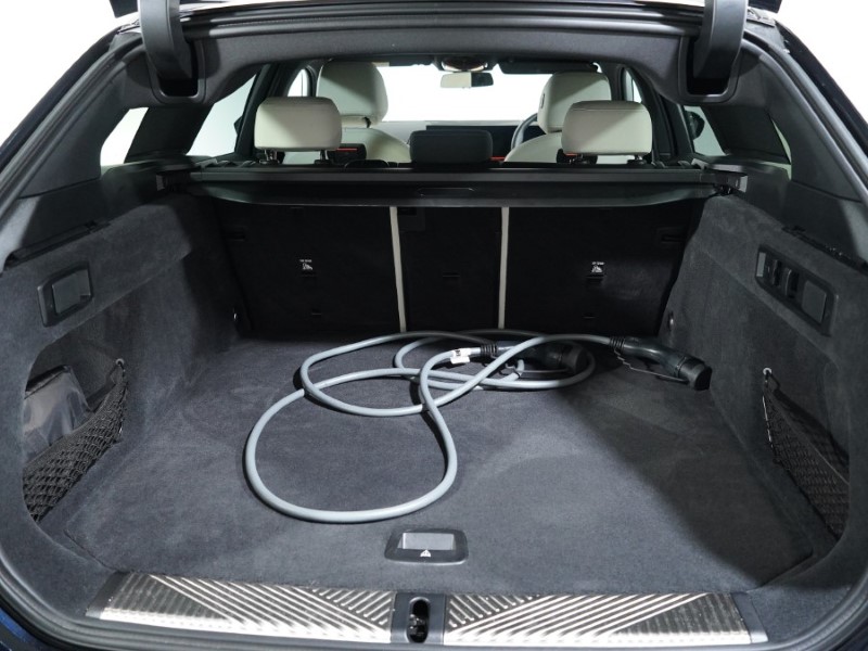 2025 (25) BMW I5 250kW eDrive40 M Sport Pro 84kWh 5dr Auto 4576195