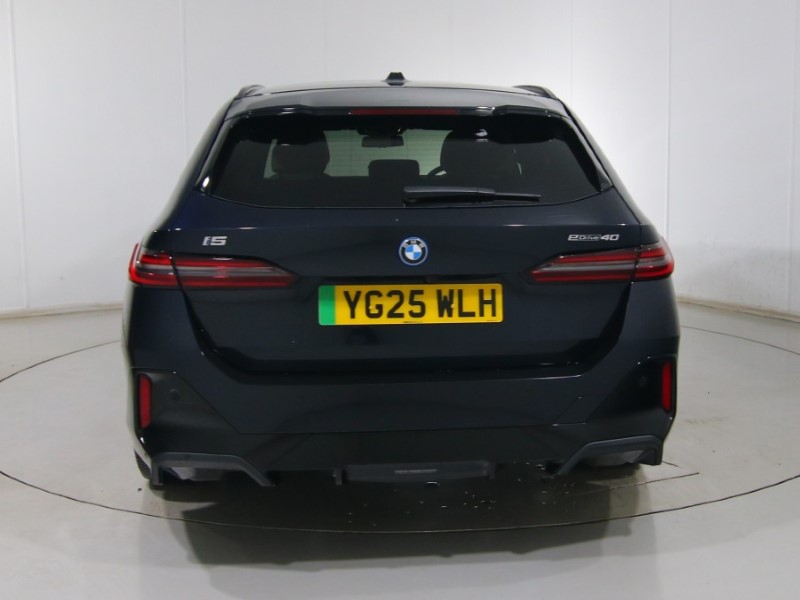 2025 (25) BMW I5 250kW eDrive40 M Sport Pro 84kWh 5dr Auto 4576242