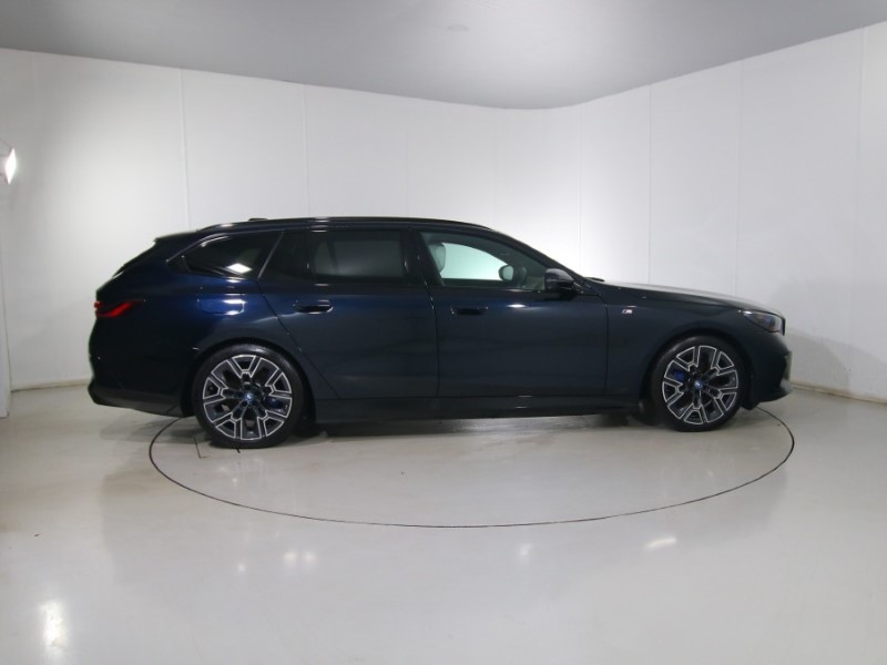 2025 (25) BMW I5 250kW eDrive40 M Sport Pro 84kWh 5dr Auto 4576244