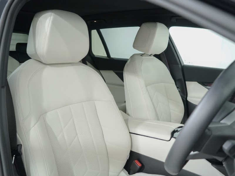 2025 (25) BMW I5 250kW eDrive40 M Sport Pro 84kWh 5dr Auto 4576203