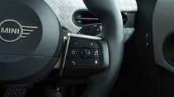 2025 (25) MINI COOPER 2.0 S Exclusive 3dr Auto 4620395