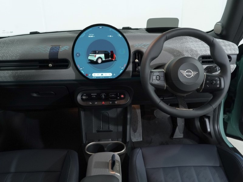 2025 (25) MINI COOPER 2.0 S Exclusive 3dr Auto 4620365