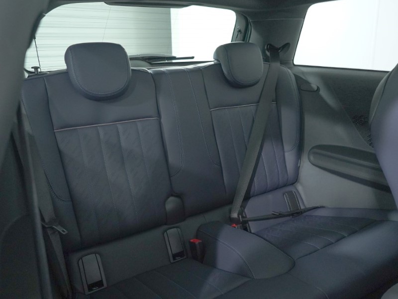 2025 (25) MINI COOPER 2.0 S Exclusive 3dr Auto 4620364