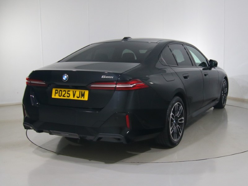 2025 (25) BMW 5 SERIES 520i M Sport 4dr Auto 4848561