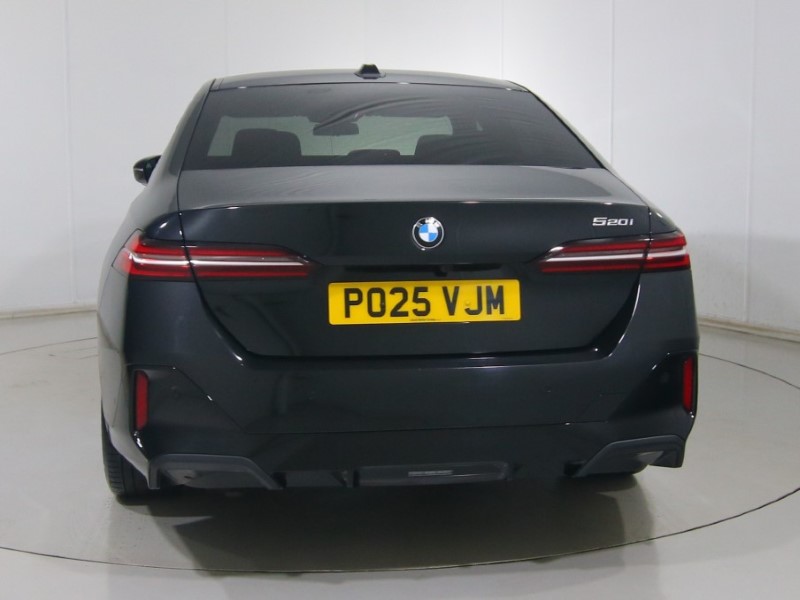 2025 (25) BMW 5 SERIES 520i M Sport 4dr Auto 4848560