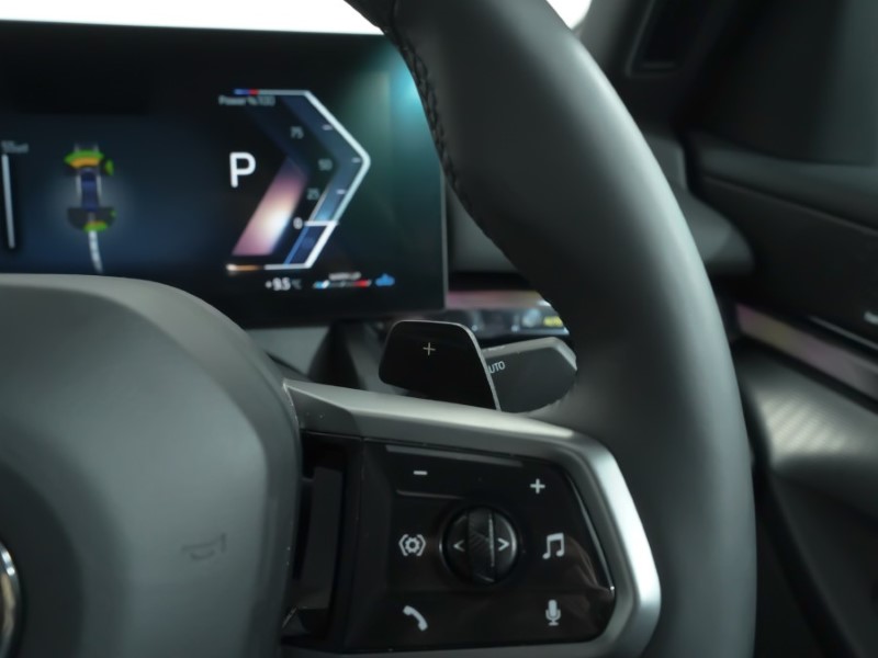 2025 (25) BMW 5 SERIES 520i M Sport 4dr Auto 4848552