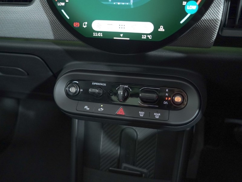 2025 (25) MINI COOPER 2.0 S Exclusive 3dr Auto 4620238