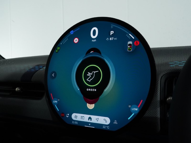 2025 (25) MINI COOPER 2.0 S Exclusive 3dr Auto 4620232