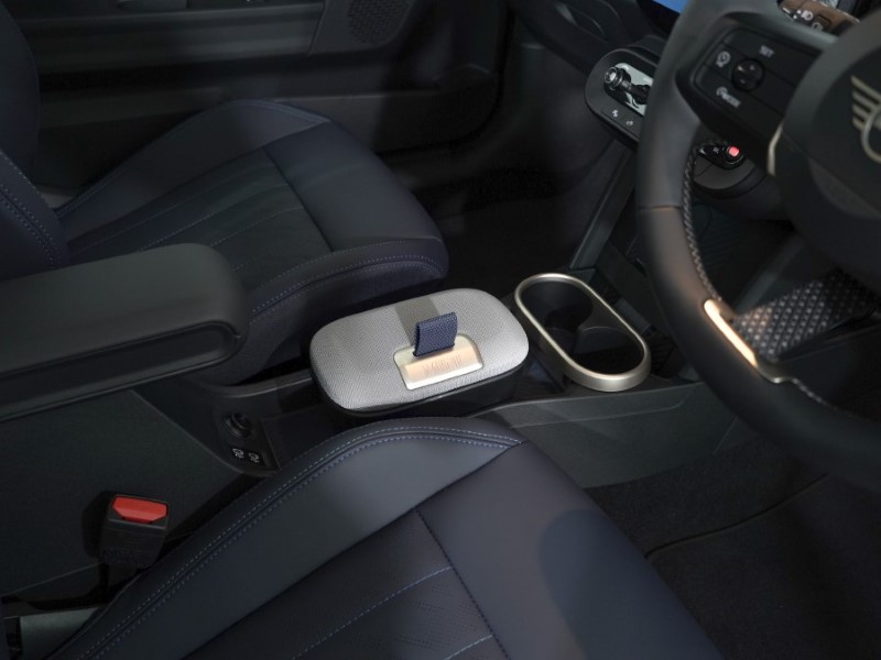 2025 (25) MINI COOPER 2.0 S Exclusive 3dr Auto 4620205