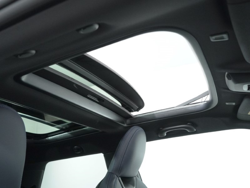 2025 (25) MINI COOPER 2.0 S Exclusive 3dr Auto 4620211