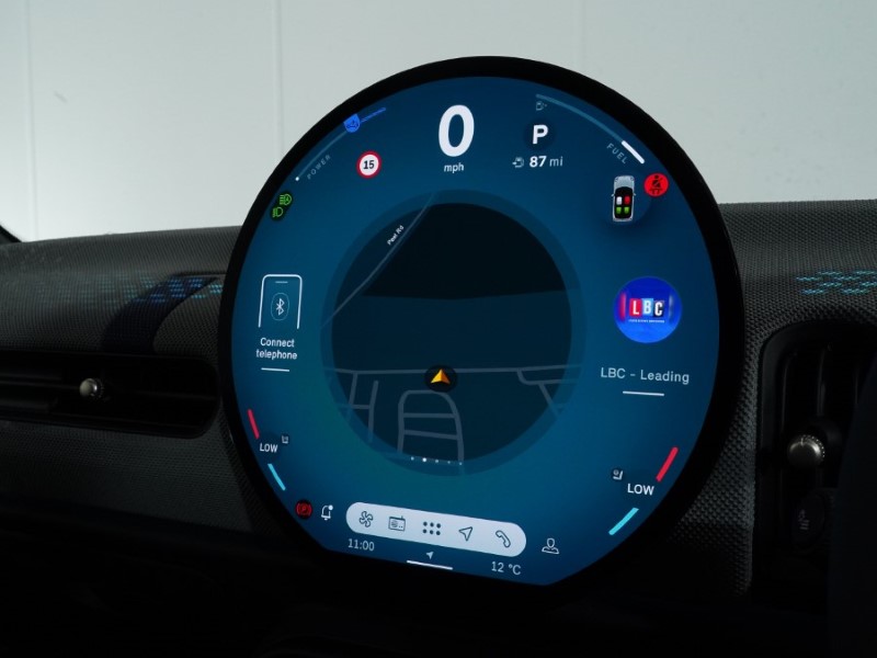 2025 (25) MINI COOPER 2.0 S Exclusive 3dr Auto 4620229