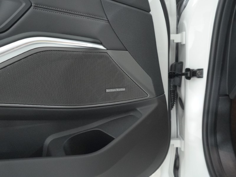 2025 (25) BMW M3 xDrive 530 Competition M 4dr Step Auto 4482550