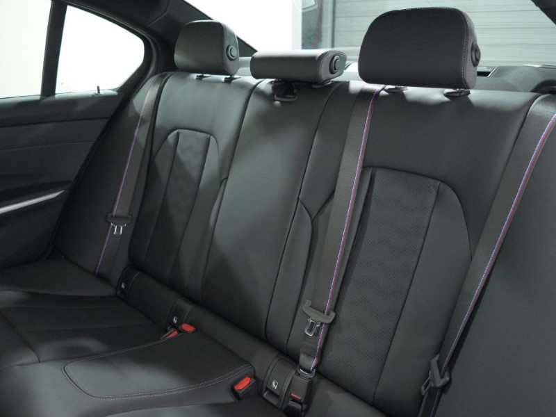 2025 (25) BMW M3 xDrive 530 Competition M 4dr Step Auto 4482547