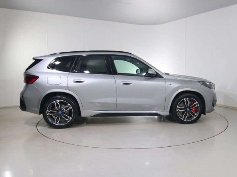 2025 (25) BMW iX1 150kW eDrive20 M Sport 65kWh 5dr Auto 4653709