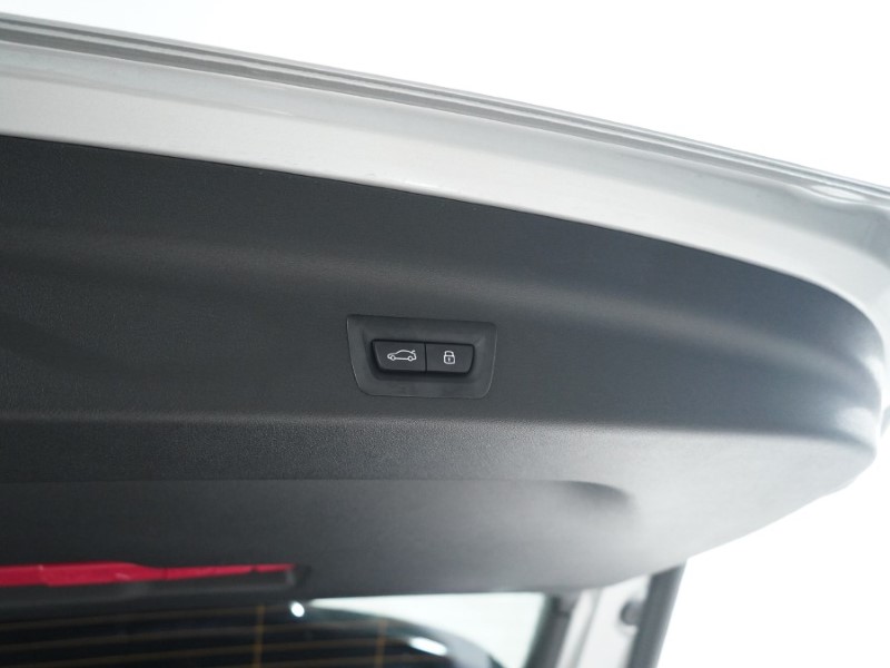 2025 (25) BMW iX1 150kW eDrive20 M Sport 65kWh 5dr Auto 4653669