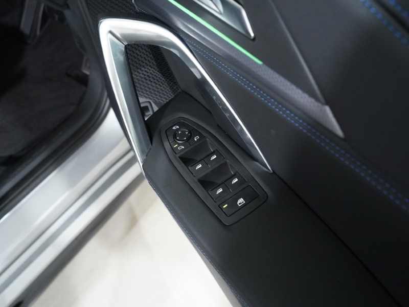 2025 (25) BMW iX1 150kW eDrive20 M Sport 65kWh 5dr Auto 4653681