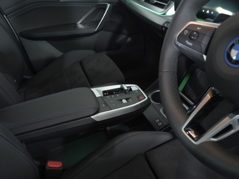 2025 (25) BMW iX1 150kW eDrive20 M Sport 65kWh 5dr Auto 4653683