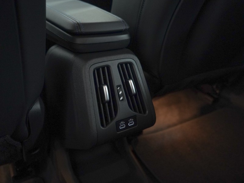 2025 (25) BMW iX1 150kW eDrive20 M Sport 65kWh 5dr Auto 4653675