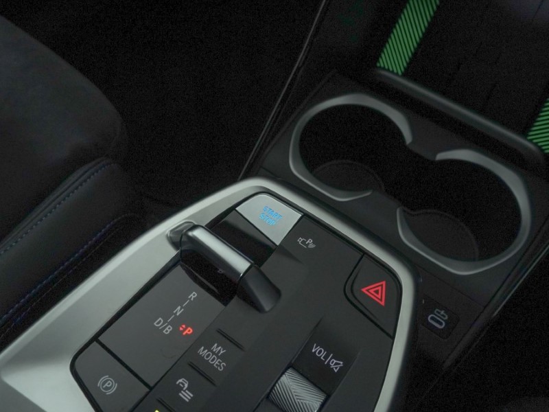 2025 (25) BMW iX1 150kW eDrive20 M Sport 65kWh 5dr Auto 4653690