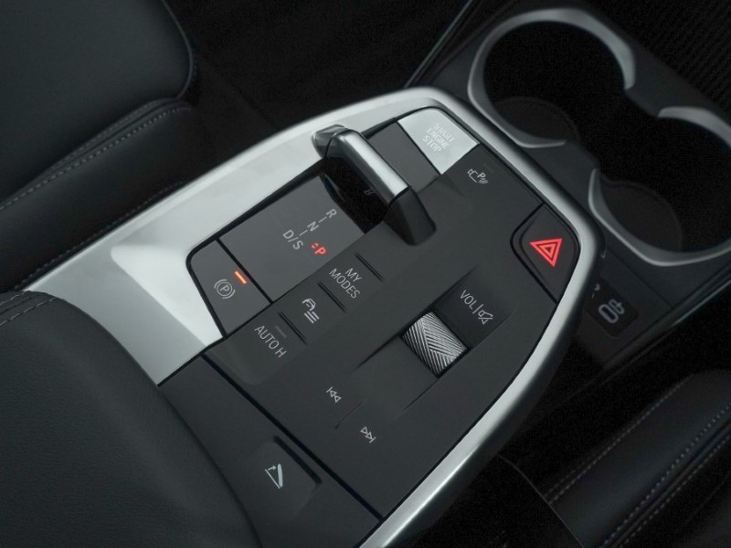 2025 (25) BMW X1 sDrive 20i MHT M Sport 5dr Step Auto 4530087