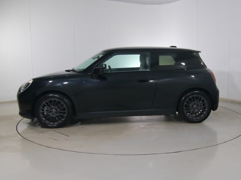 2025 (25) MINI COOPER 135kW E Classic 41kWh 3dr Auto 5017228