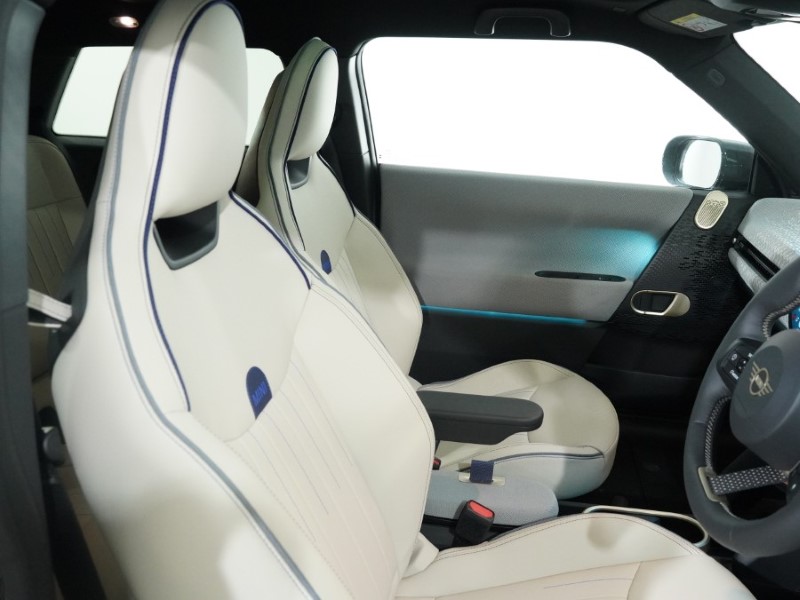 2025 (25) MINI COOPER 135kW E Classic 41kWh 3dr Auto 5017221