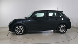2025 (25) MINI COOPER 1.5 C Classic 5dr Auto 5017312
