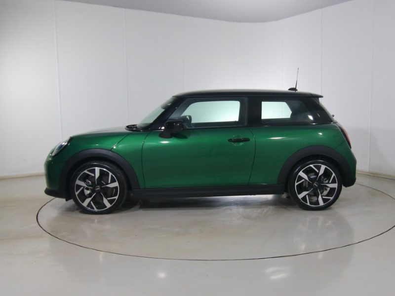 2025 (25) MINI COOPER 1.5 C Exclusive 3dr Auto 5017326
