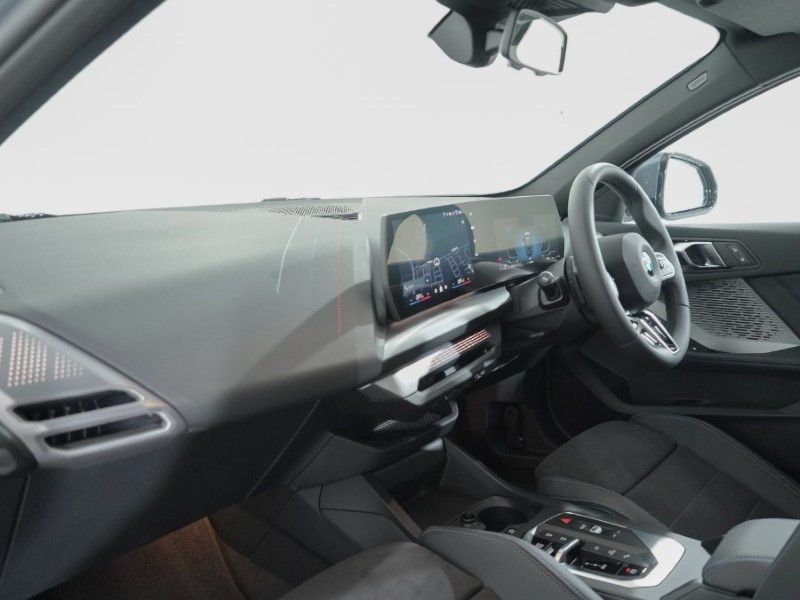 2025 (25) BMW 1 SERIES 120 M Sport 5dr Step Auto 4617227