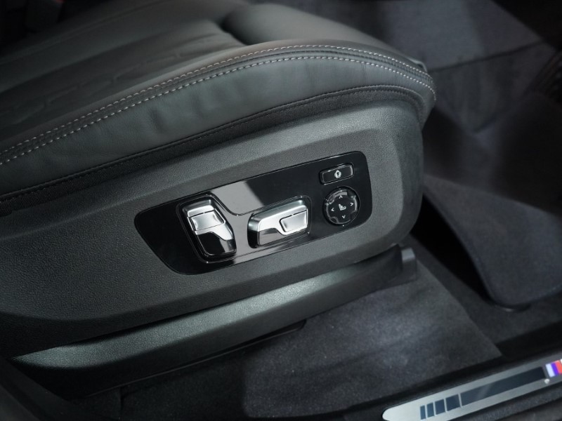 2025 (25) BMW X5 xDrive30d MHT M Sport 5dr Auto 4645160