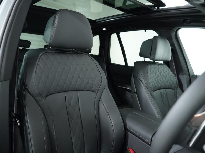 2025 (25) BMW X5 xDrive30d MHT M Sport 5dr Auto 4645156