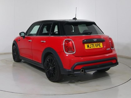 2021 (71) MINI HATCHBACK 1.5 Cooper Exclusive 5dr Auto