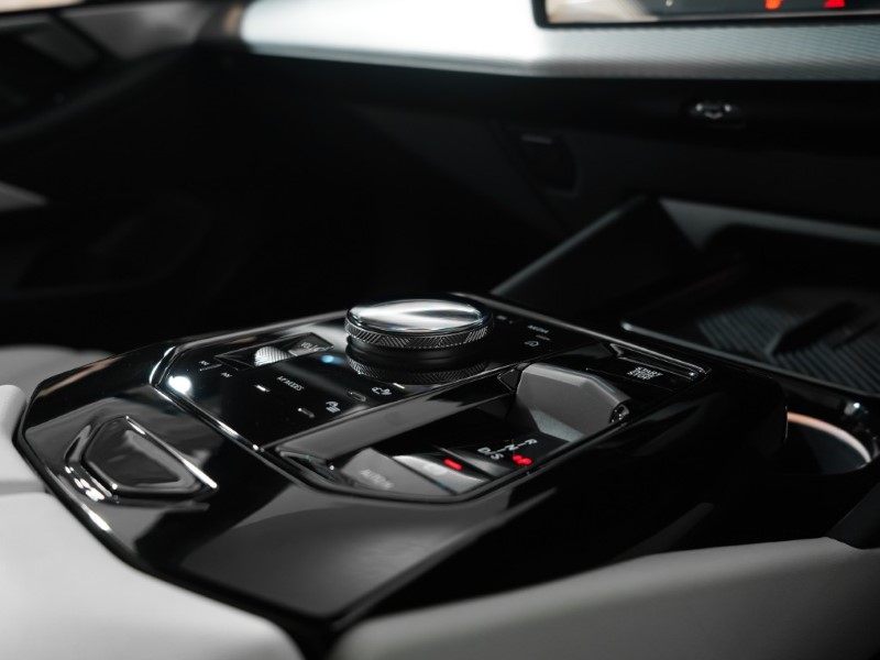 2024 (74) BMW 5 SERIES 530e M Sport Pro 4dr Auto 4518796