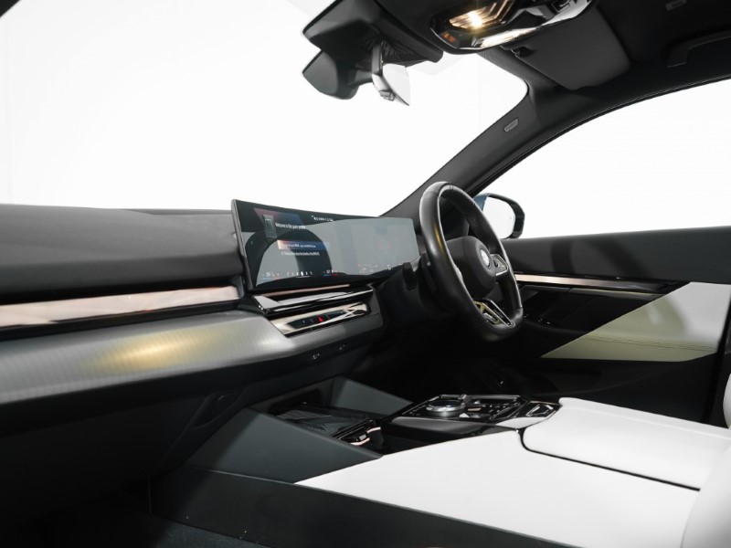 2024 (74) BMW 5 SERIES 530e M Sport Pro 4dr Auto 4518783