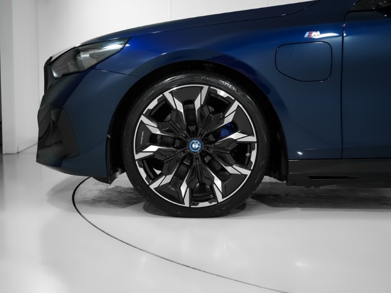 2024 (74) BMW 5 SERIES 530e M Sport Pro 4dr Auto 4518761