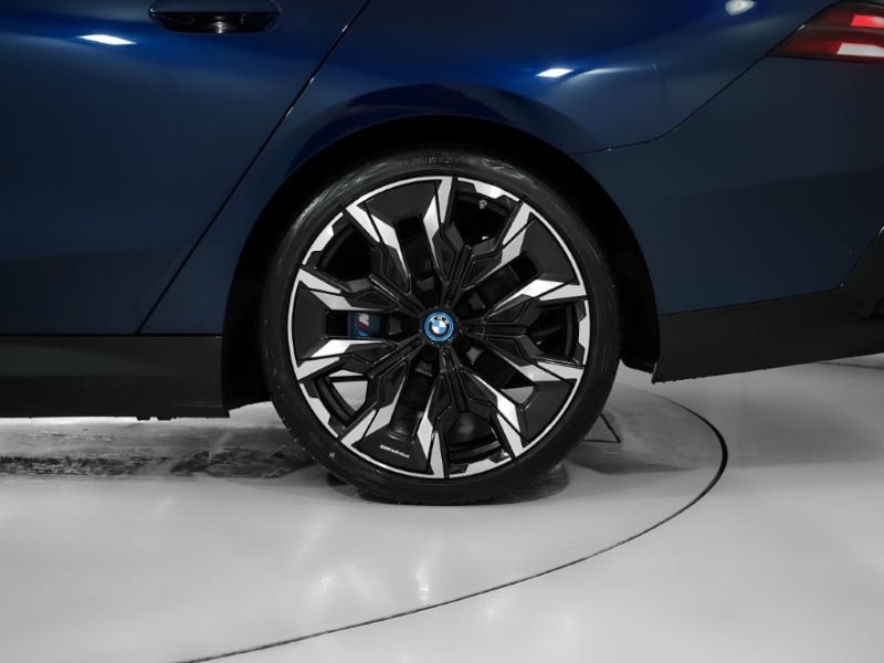 2024 (74) BMW 5 SERIES 530e M Sport Pro 4dr Auto 4518762