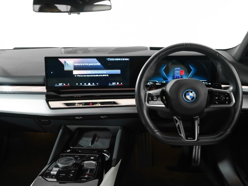 2024 (74) BMW 5 SERIES 530e M Sport Pro 4dr Auto 4518786