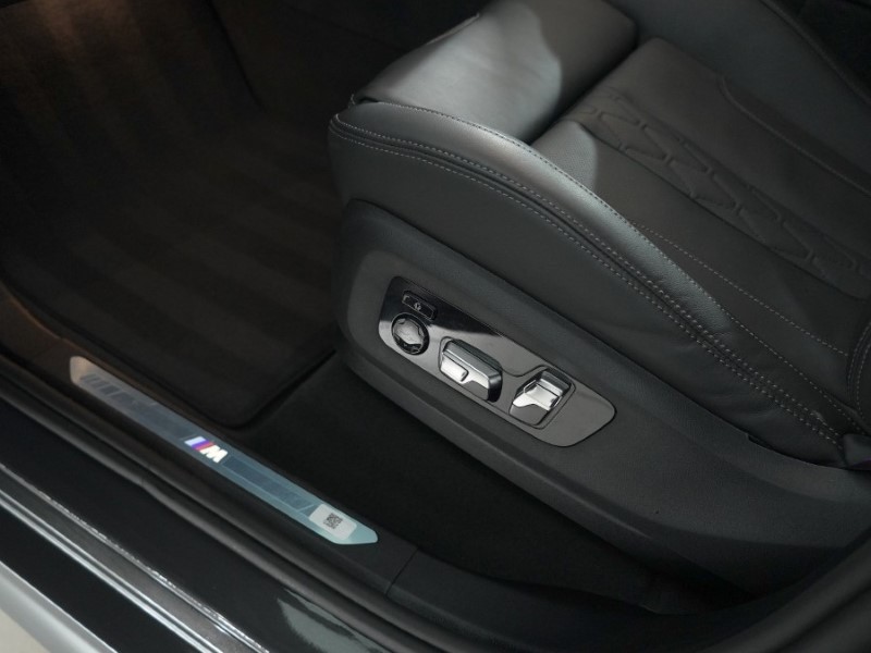 2025 (75) BMW X5 xDrive50e M Sport 5dr Auto 4923106