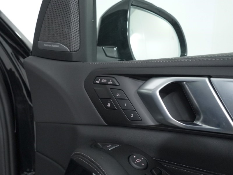 2025 (75) BMW X7 xDrive40d MHT M Sport 5dr Step Auto 4580891