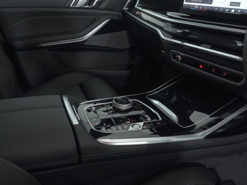 2025 (75) BMW X7 xDrive40d MHT M Sport 5dr Step Auto 4580886