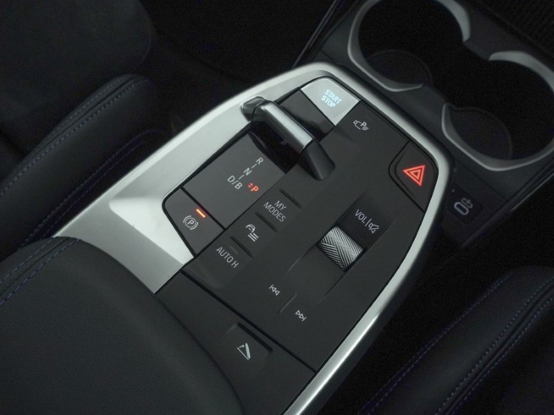 2025 (75) BMW iX1 150kW eDrive20 M Sport 65kWh 5dr Auto 4856866