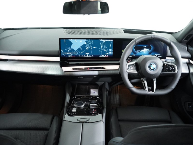 2025 (75) BMW I5 250kW eDrive40 M Sport 84kWh 4dr Auto 4928143