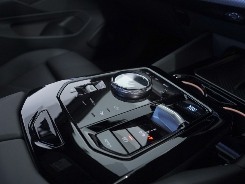 2025 (75) BMW I5 250kW eDrive40 M Sport 84kWh 4dr Auto 4772771