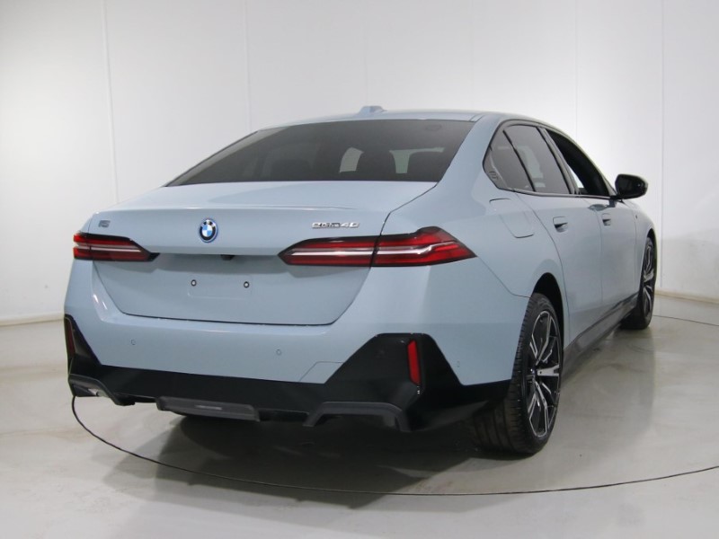 2025 (75) BMW I5 250kW eDrive40 M Sport 84kWh 4dr Auto 4772764