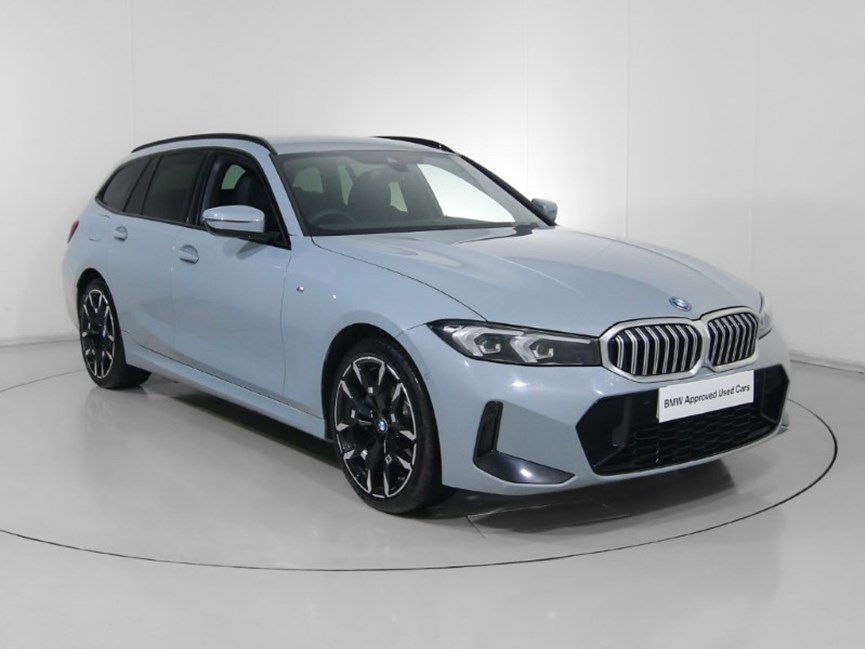 2025 (25) BMW 3 SERIES 330e 22.3 kWh M Sport 5dr Step Auto
