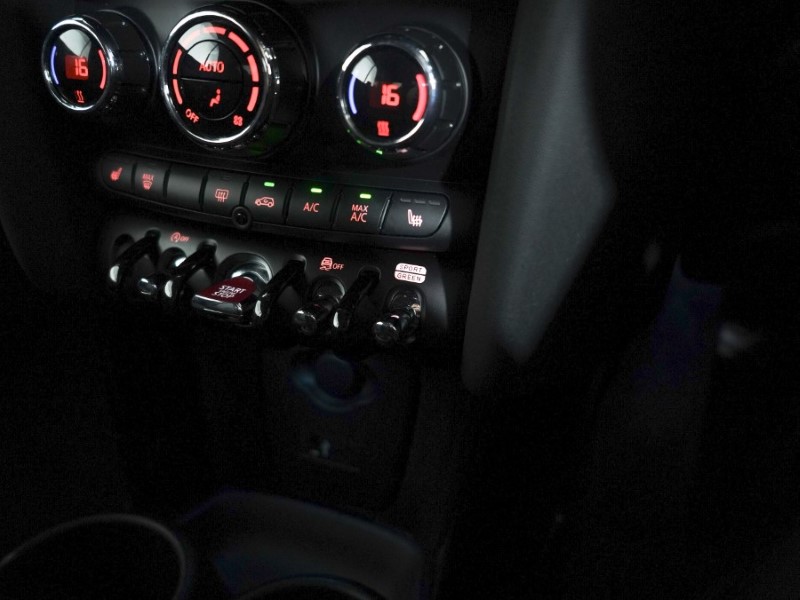 2022 (72) MINI CONVERTIBLE 1.5 Cooper Classic 2dr Auto 4562075