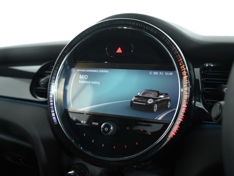 2022 (72) MINI CONVERTIBLE 1.5 Cooper Classic 2dr Auto 4562078